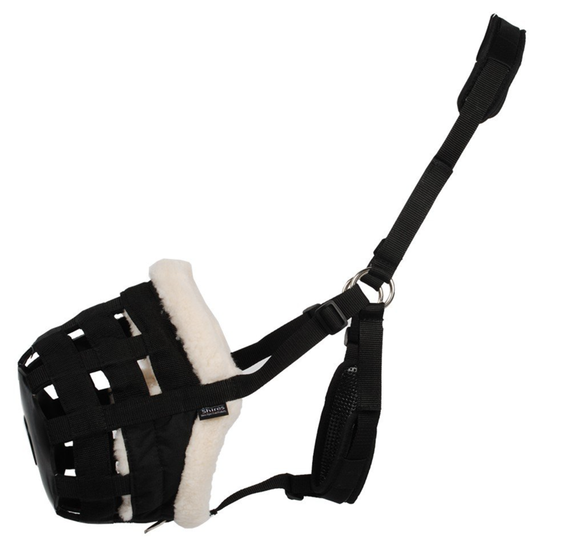 Shires Deluxe Comfort Grazing Muzzle-1